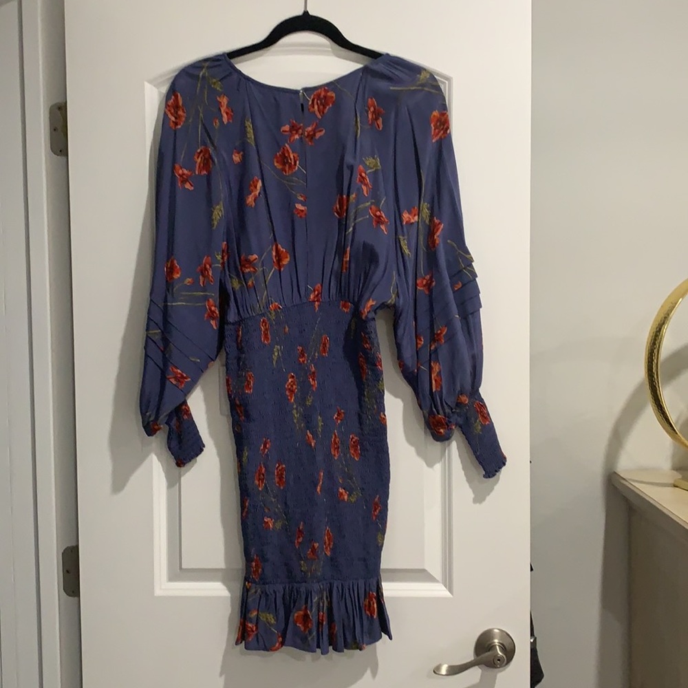 Dress - Picture 2 of 4